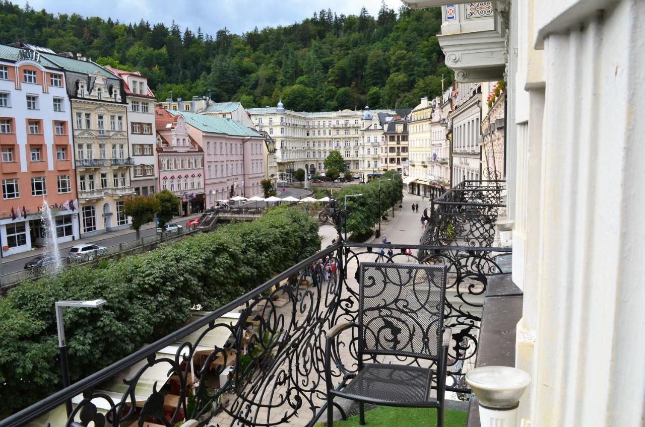 Hotel Palacky Karlsbad Exteriör bild